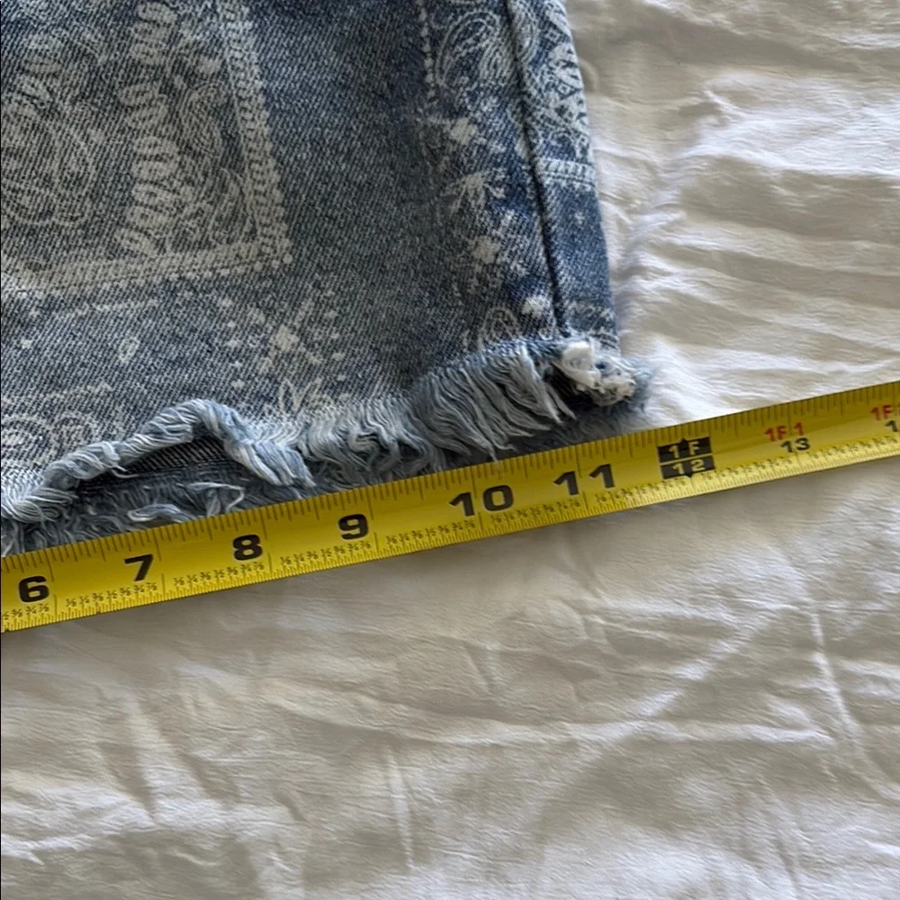 KanCan Print Frayed Denim Shorts - Picture 10 of 11